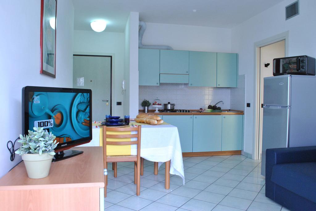 Residence Villa Dei Pini Rimini Cameră foto